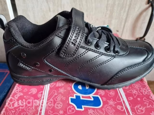 Zapatos colegio