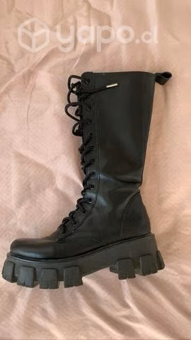Botas casi nuevas - Imagen 2