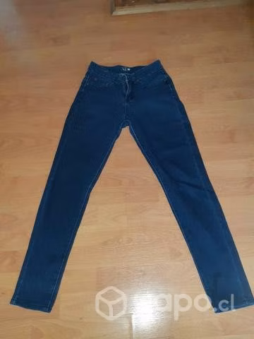 Jeans flare talla 34 a $4.000