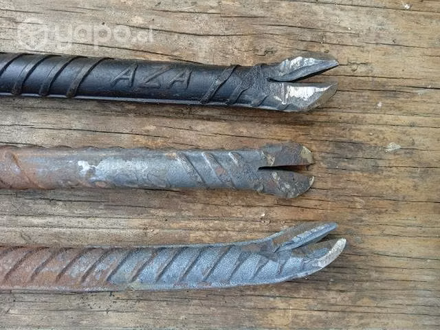 Uñeta saca clavos, pata de cabra, pata de venado