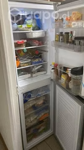 Refrigerador marca Fensa, menos de 2 años de uso