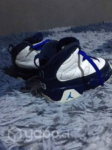 Zapatillas jordan 23.5