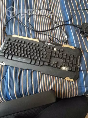 Teclado Gamer Azul COMMANDER - Imagen 2