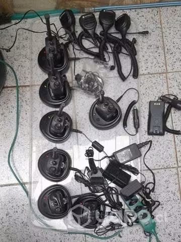 Equipos de comunicaciones Motorola EP450 + Accesor