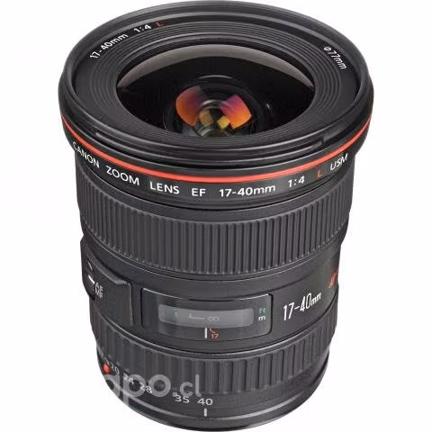 CANON EF 17-40mm f/4 L USM / WIDE ANGLE LENS