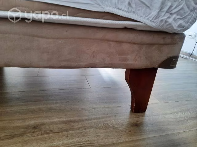 Cama 2 plazas con respaldar y veladores - Imagen 3