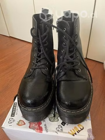 Botines romano cuero