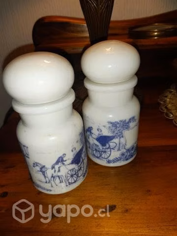 Contenedores vintage cremopal belgas