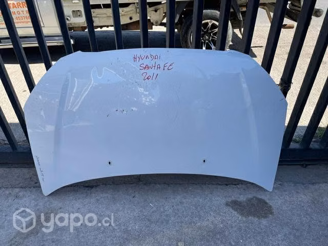 Capot hyundai santa fe 2011