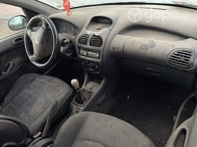 Cubre equipaje Peugeot 206