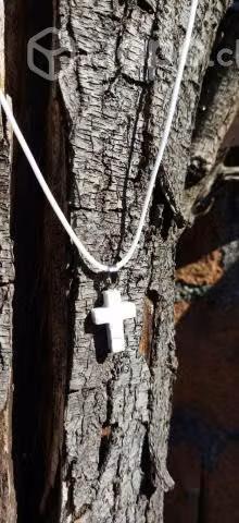 Collar Cruz piedra natural