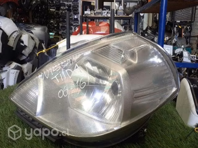 Optico izquierdo nissan tiida 06 16