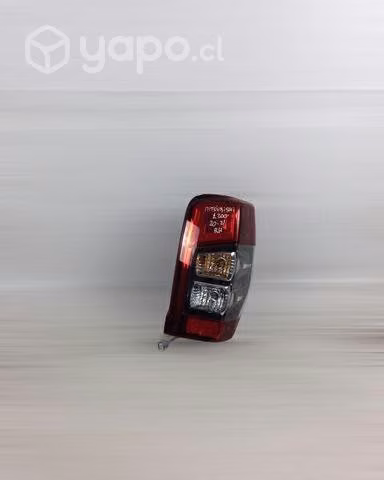 Mitsubishi L Foco Trasero RH