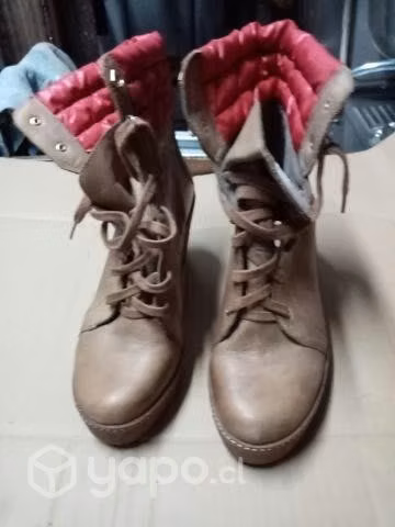 Botas