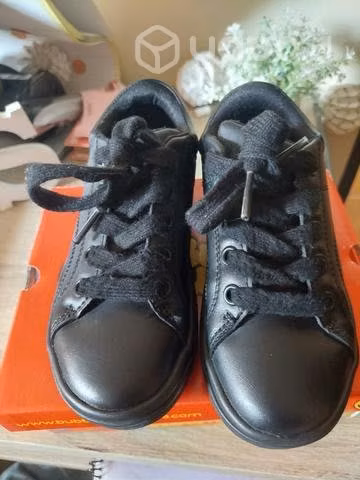 Zapato colegio skechers 28