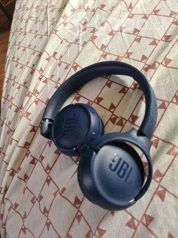 Audifonos JBL inalanbricos - Imagen 2