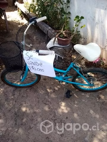 Bicicleta de niña en buen estado