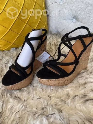 Bellas sandalias hym nuevas - Imagen 2