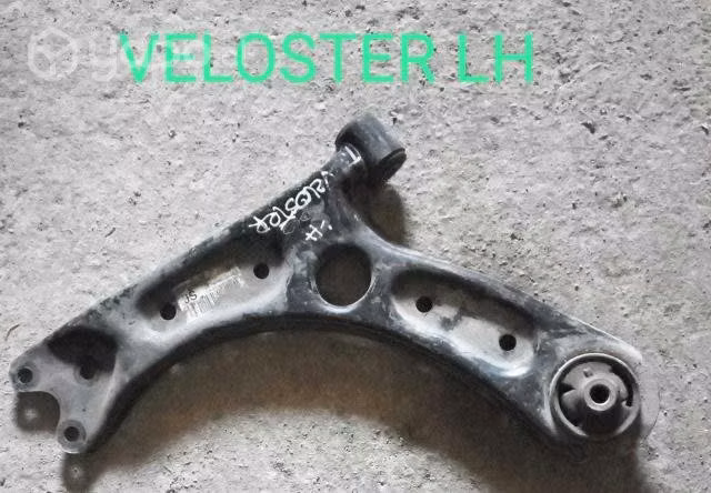 Bandeja Hyundai Veloster izquierdo(T/crédito cuota