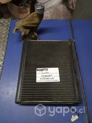 Radiador evaporador aire acondicionado Toyota Tund