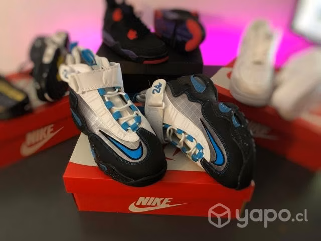 Nike 24