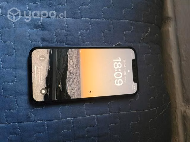 IPhone 12 black