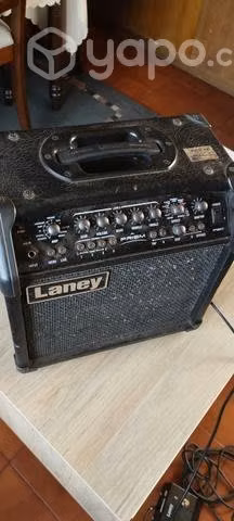 Ibanez gio grg 270 + amplificador digital Laney