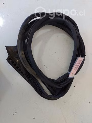 Goma Contorno Puerta Delantera Derecha (JPT032) Je