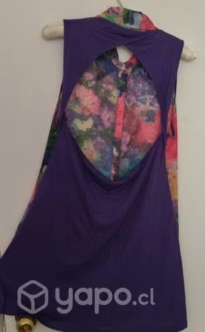 Blusa larga marca iO - Imagen 2