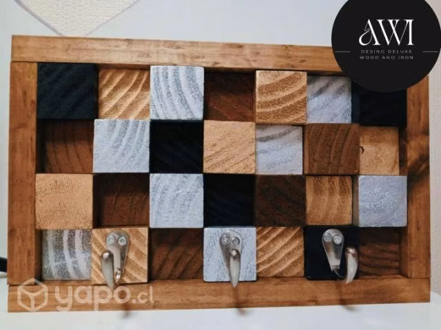 Colgador de madera hecho a mano