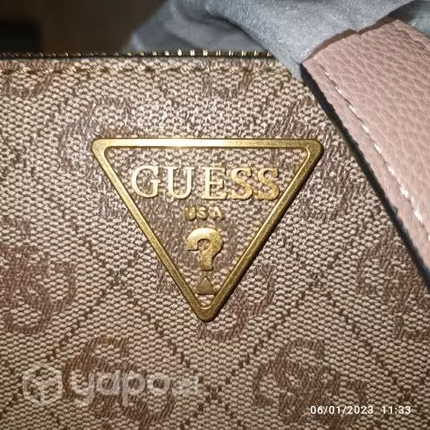 Crossbody GUESS