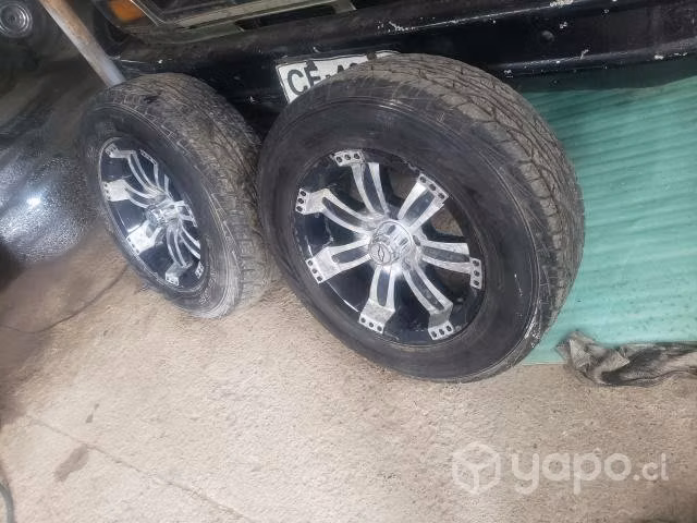 Juego de llantas 5 x 127 aro 17 con neumáticos - Imagen 2