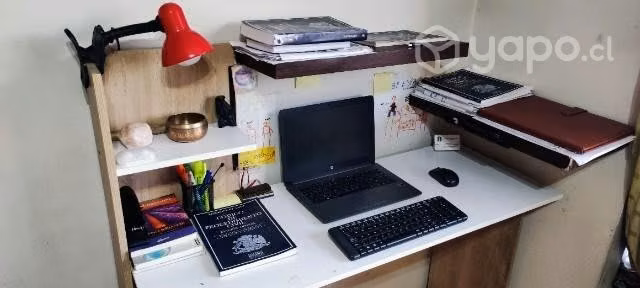 Escritorio -Marca Just Home Collection (Usado) - Imagen 2