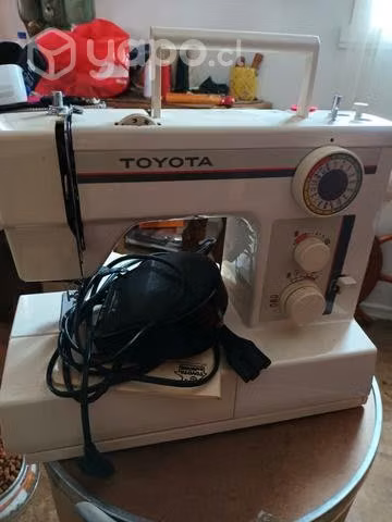 Máquina de coser toyota