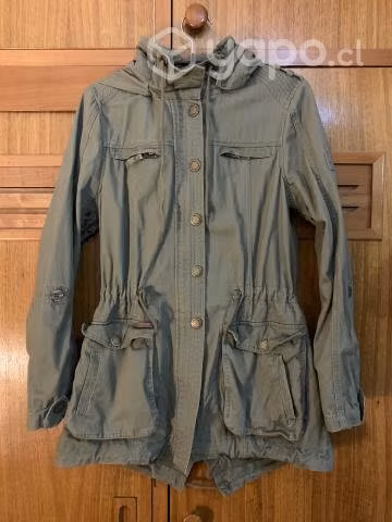 Chaqueta verde militar
