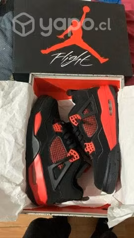 Retro 4 Red Thunder