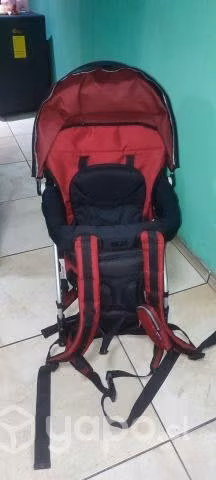 Mochila senderismo marca chicco color roja - Imagen 4
