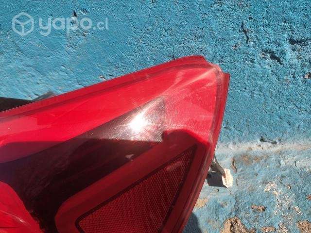 Foco trasero der kia rio  - Imagen 7