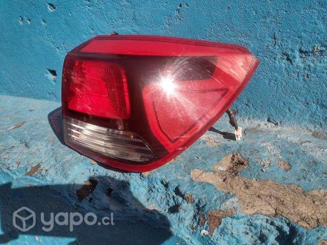 Foco trasero der kia rio  - Imagen 2
