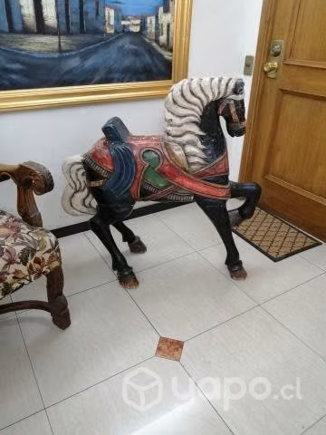 Caballo artesanal de madera - Imagen 3