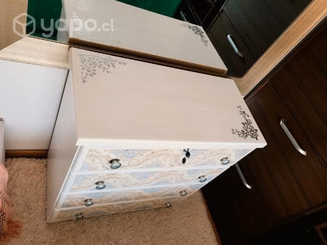 Hermosa cómoda decopage estilo vintage