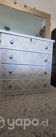 Hermosa cómoda decopage estilo vintage