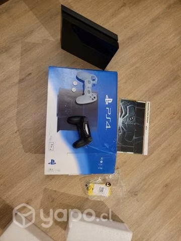 PlayStation 4 // 1TB