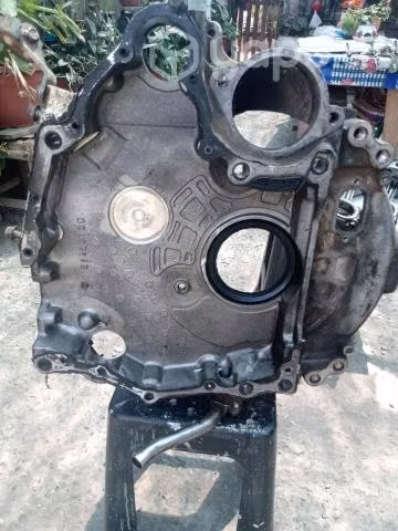 Carcasa Caja de Cambio Camión Hino FB99 - Imagen 2