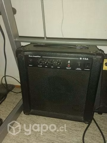 Bajo Eléctrico Kpok y Amplificador