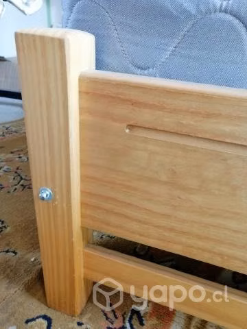Cama con colchon y veldor