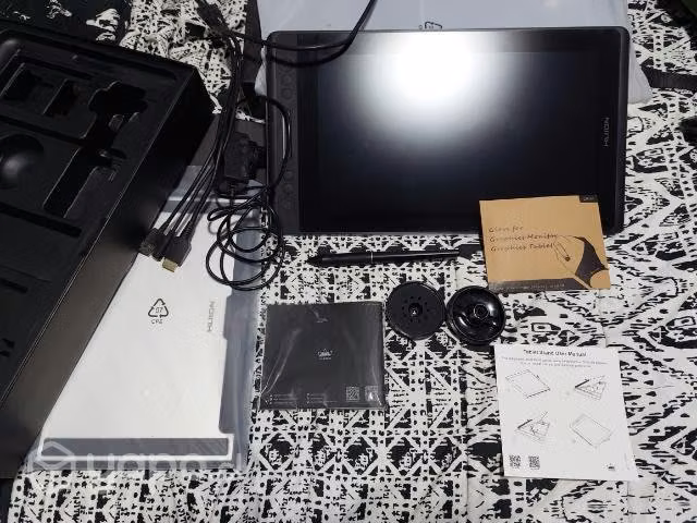 Tableta huion kamvas pro 13