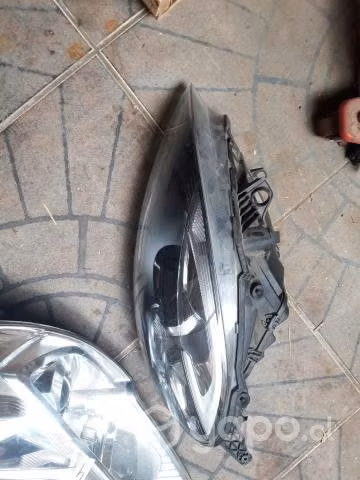 Opticos volvo v40 2023 halogenos - Imagen 3