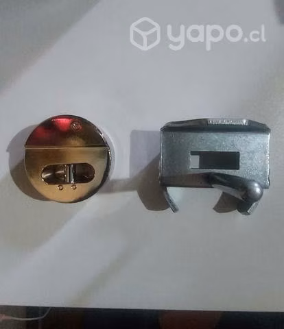 Candados para cortinas metalicas