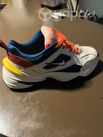 Zapatillas de uso pero como nuevas, consulte - Imagen 2